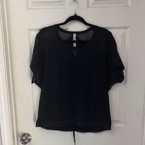 Lululemon Final Count Tee Size 4 Black